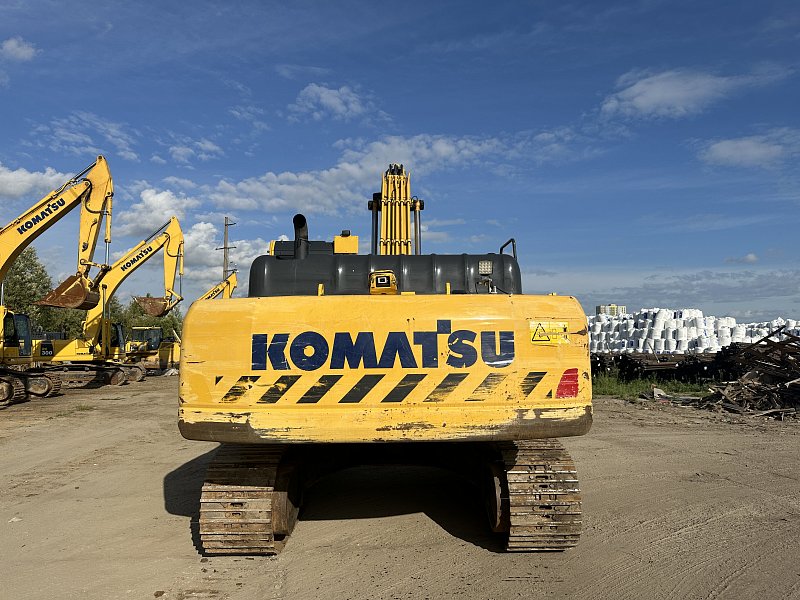 Гусеничный экскаватор Komatsu PC300-8M0 (Y301663)