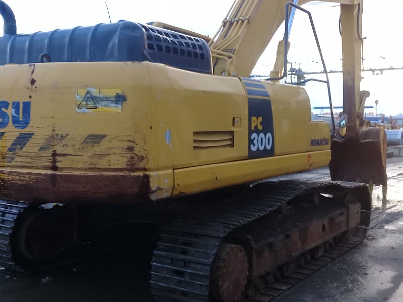 Гусеничный экскаватор Komatsu PC300-8 (64530)