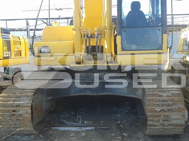 Гусеничный экскаватор Komatsu PC300-8 (Y301004)