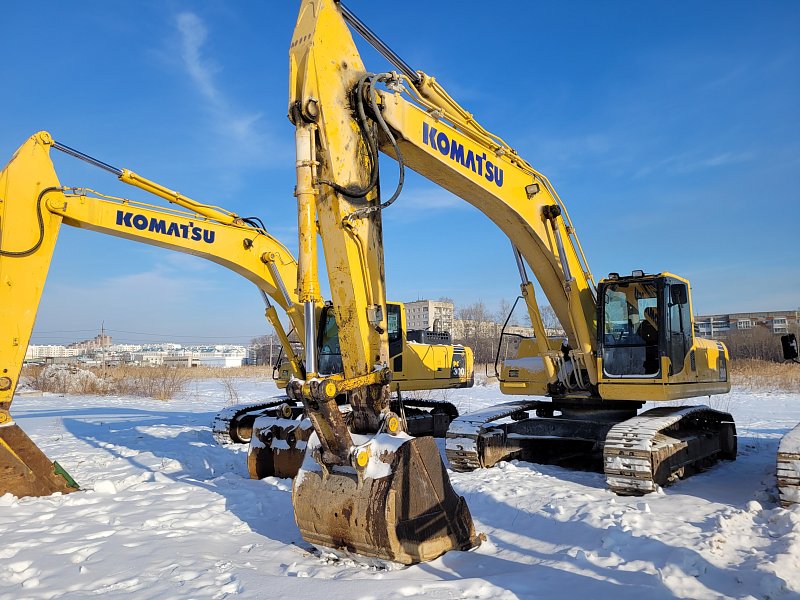 Гусеничный экскаватор Komatsu PC300-8M0 (DBBLR045)