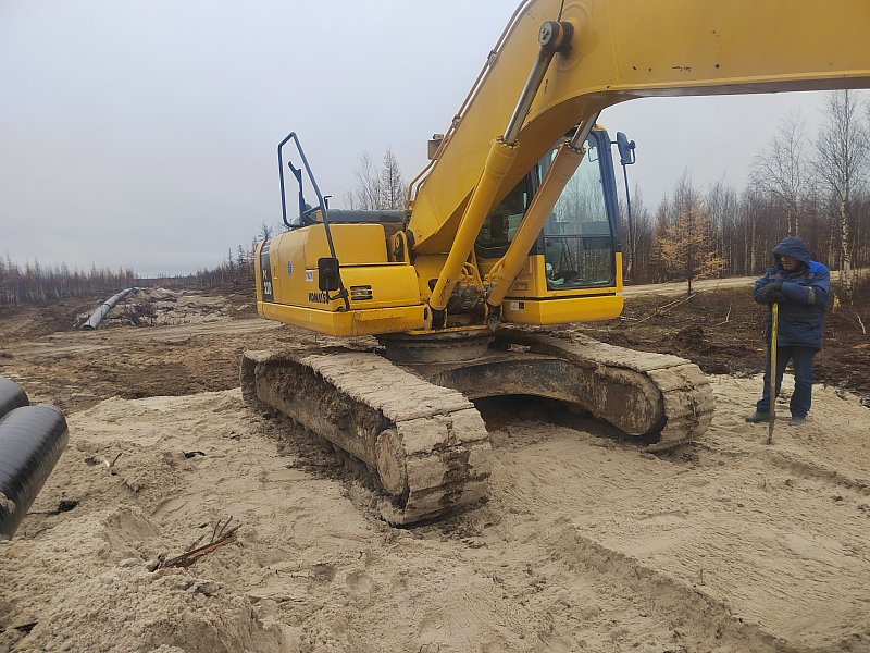 Гусеничный экскаватор Komatsu PC220-8 (85889)