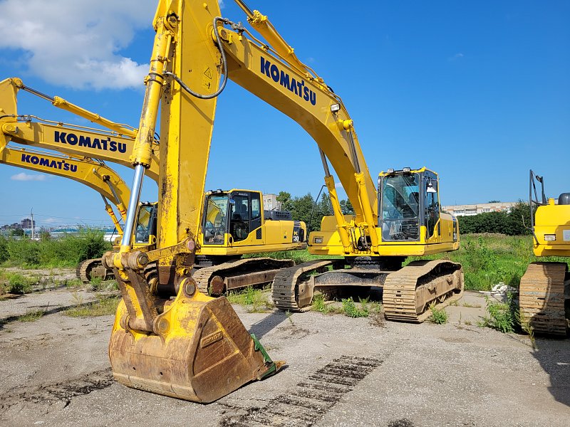 Гусеничный экскаватор Komatsu PC300-8M0 (Y301699)