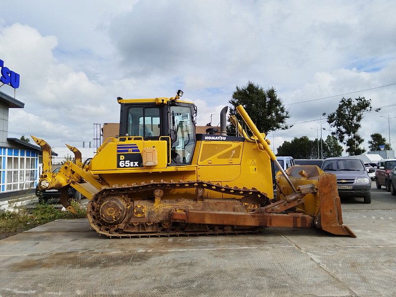 Бульдозер Komatsu D65EX-16 (83728)