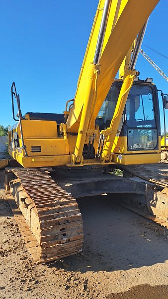 Гусеничный экскаватор Komatsu PC300-8M0 (DBBLR005)