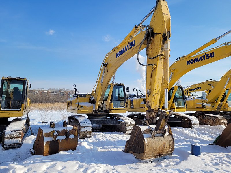 Гусеничный экскаватор Komatsu PC300-8M0 (DBBLR045)