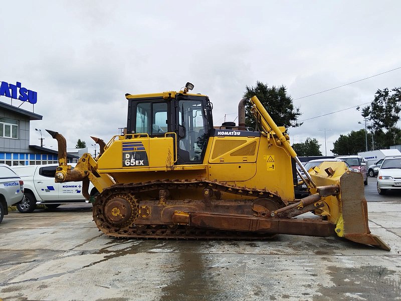 Бульдозер Komatsu D65EX-16 (83543)